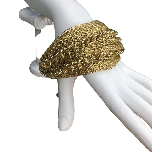 Bold Bracelet Gold Tone Chain and Fabric Mesh Chunky Wide Statement Mob Wife - Picture 2 of 6